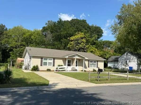 510 Orlando St, Fayetteville, NC 28306