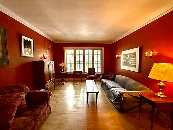 5th image of 2422 W Lunt Ave APT E1