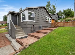 912 10th Ave, Milton, WA