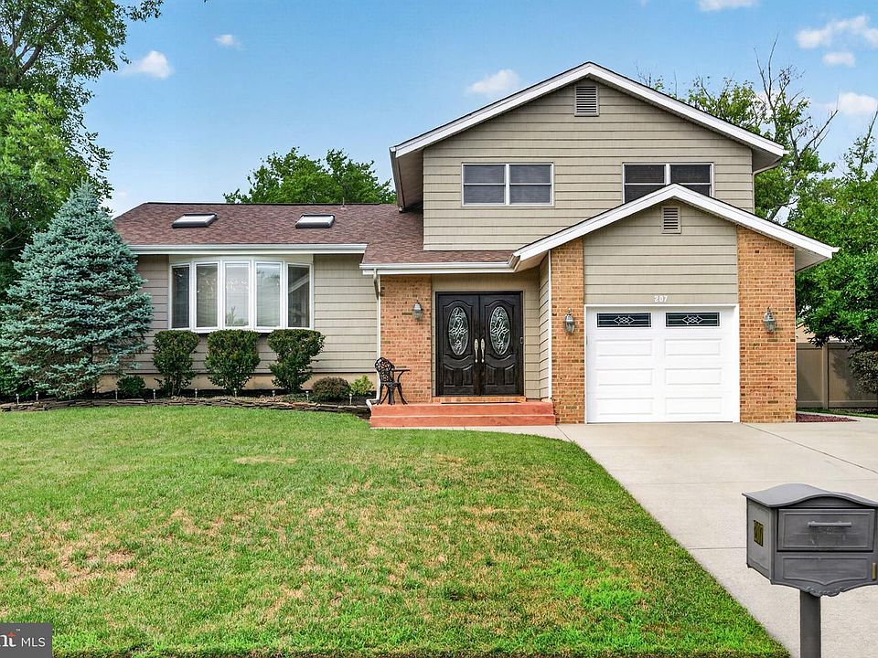 1st image of 207 Sandringham Rd