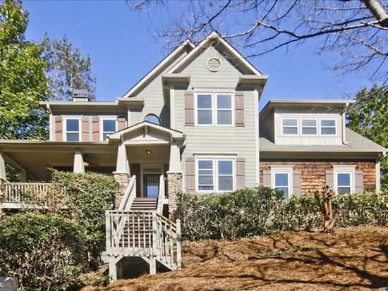 107 Dupont Ct, Dallas, GA 30132