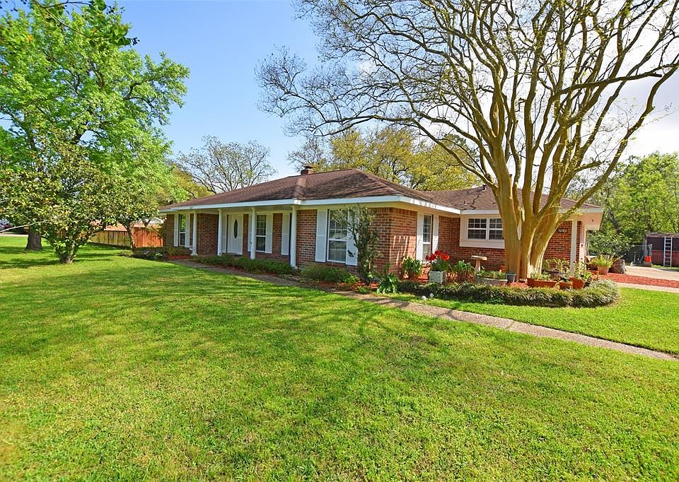 1st image of 227 Seagrove Ave