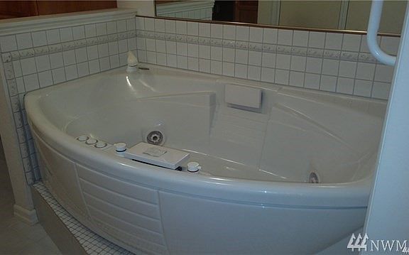 4th image of 1910 Evergreen Park Dr SW APT 1001