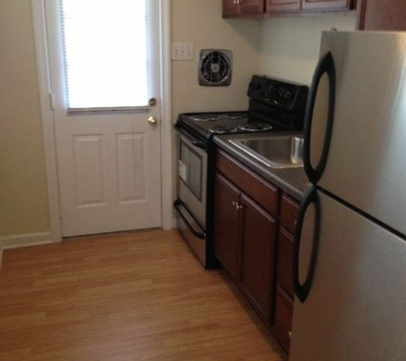 1st image of 4060 Forest Hill Ave APT H