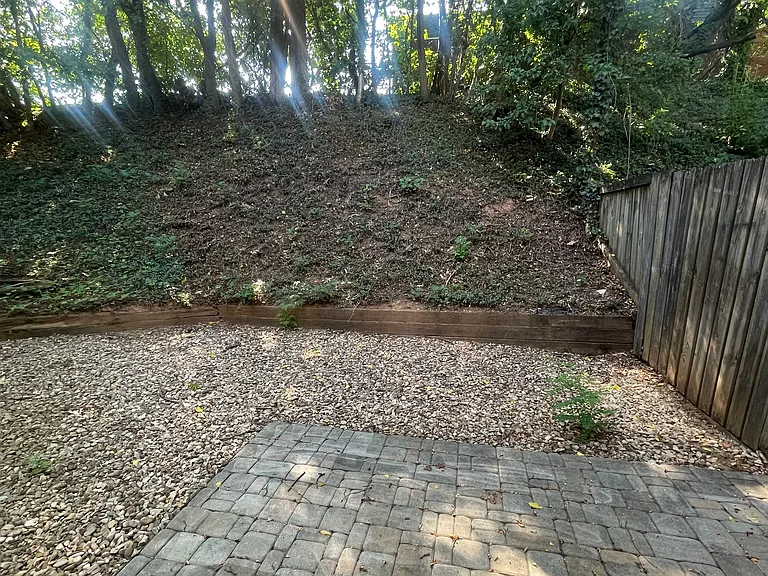 103 Lodge Creek Cir — Photo 8