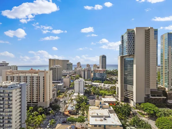 430 Lewers St, Honolulu, HI