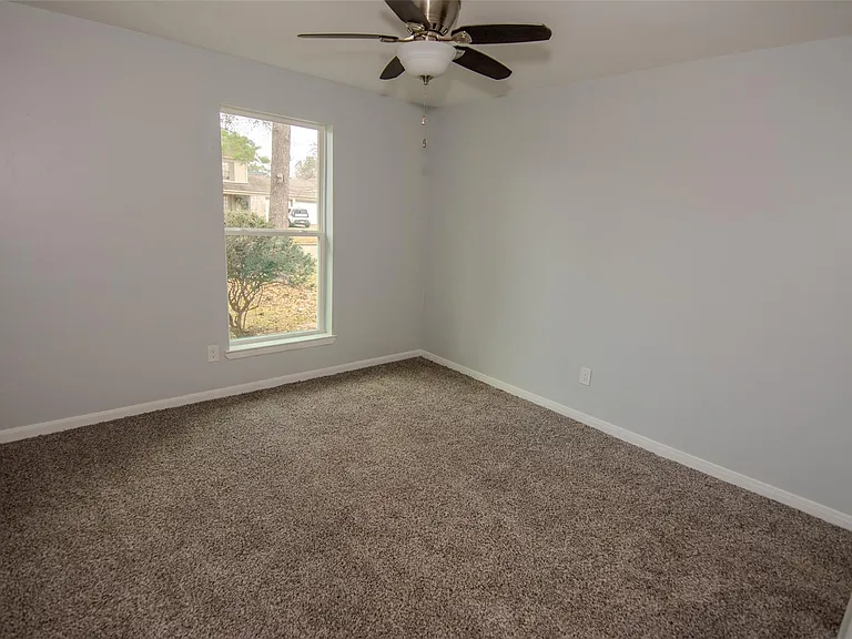2302 Cades Cove Dr — Photo 6