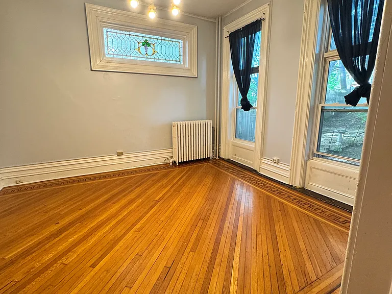 324 Hudson 1st Floor Ter — Photo 8