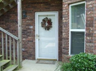 208 Southridge Ln, Hot Springs, AR 71913