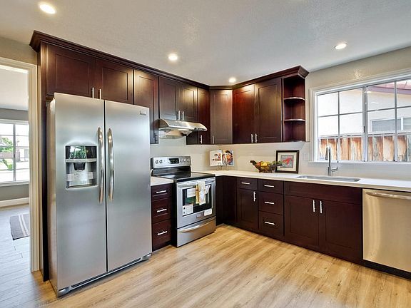 2nd image of 2343 Lanning Way