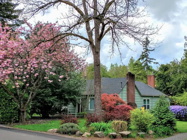 8077 SW Cedarcrest St, Portland, OR 97223