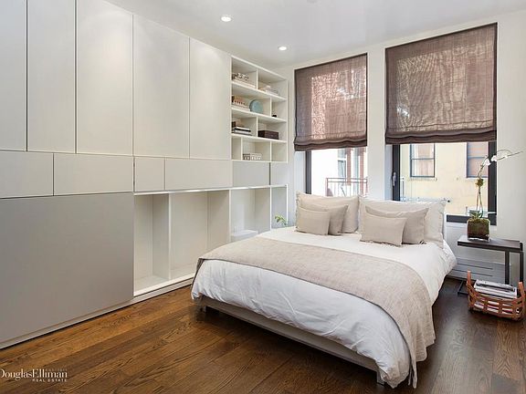 5th image of 55 Vestry St #4B