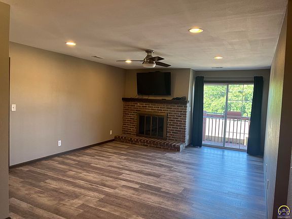 4th image of 2925 SW Maupin Ln APT 201