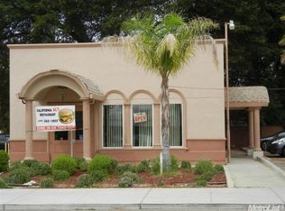 601 W Lockeford St, Lodi, CA 95240