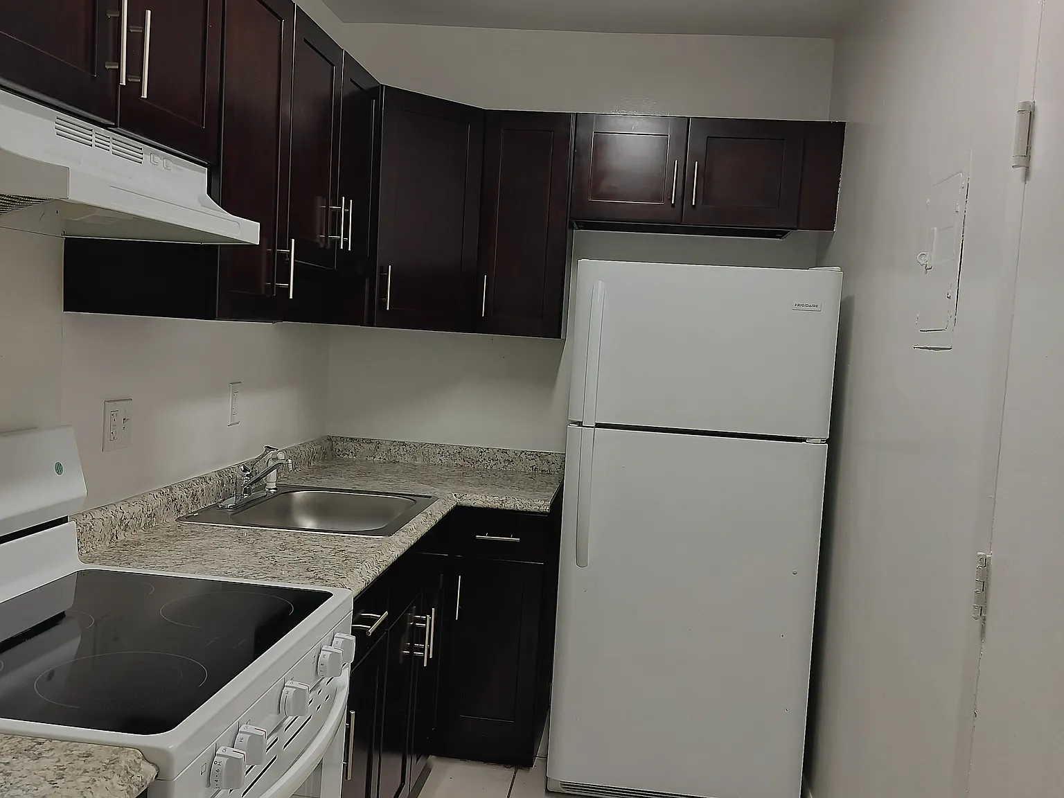 1 bed, 625 sqft, $1,400 — Photo 2