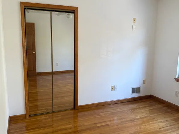 147 Liberty Avenue image 13 of 20