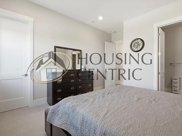 1390 Wheeler Peak Ct — Photo 26