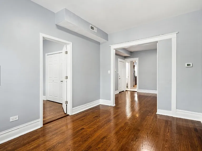 1341 N Ashland Ave #2F — Photo 2