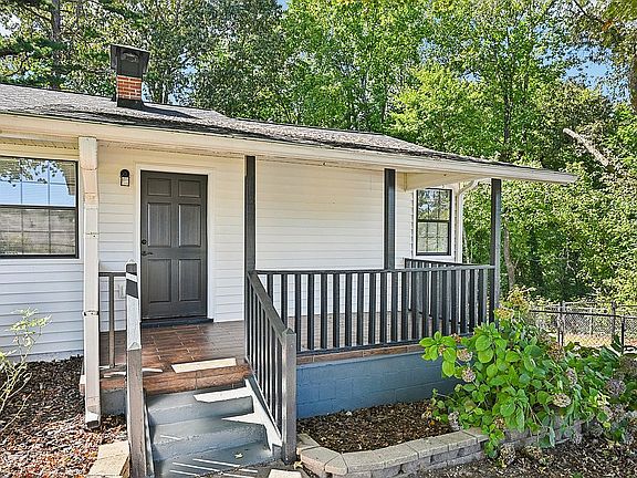 4th image of 3988 Warren Rd