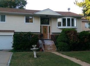 370 Melvin Ave, West Hempstead, NY 11552