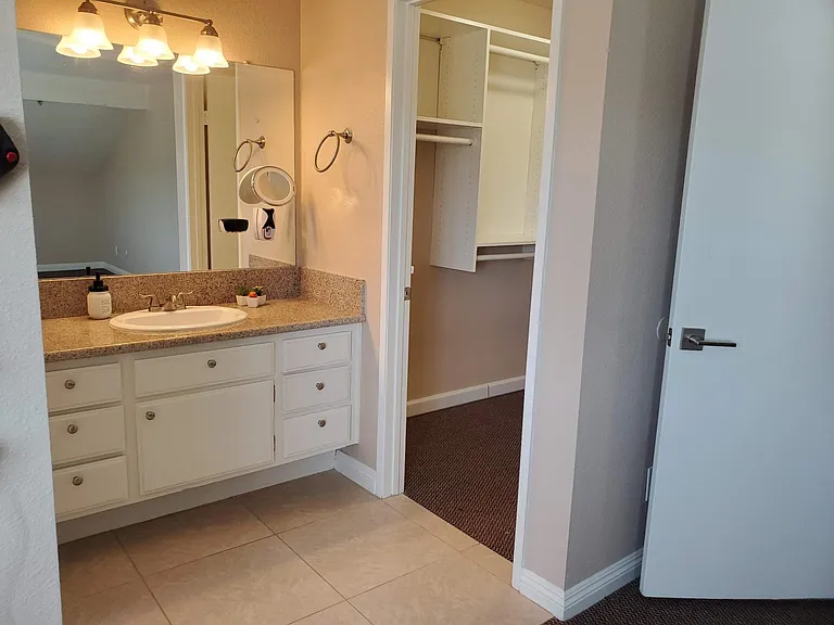 2344 Hampstead Way — Photo 9