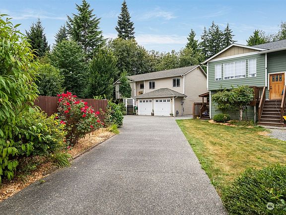 2nd image of 9414 55th Drive NE