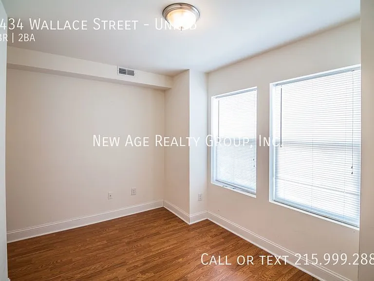 3434 Wallace St #B — Photo 10