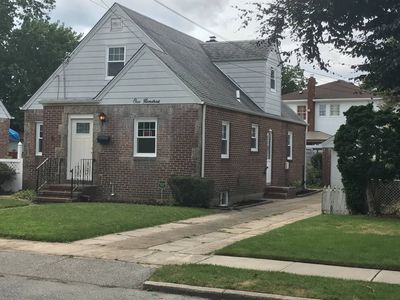 100 Lutz Dr, Valley Stream, NY, 11580