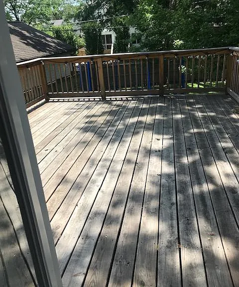 Huge back deck