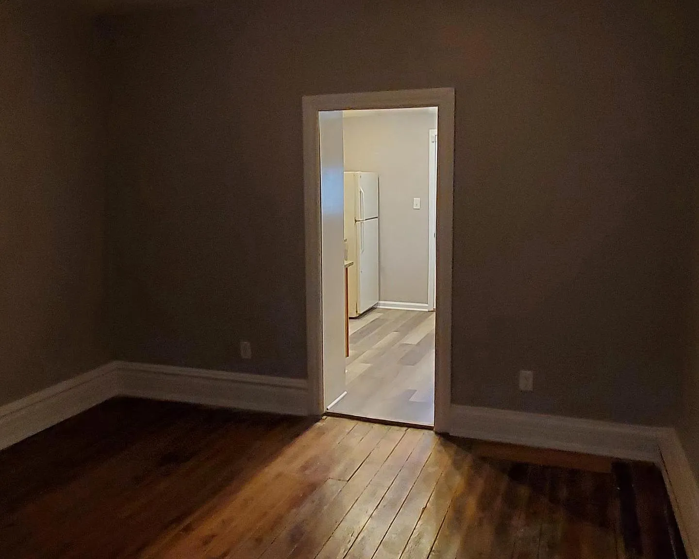Studio, 780 sqft, $1,300 — Photo 3