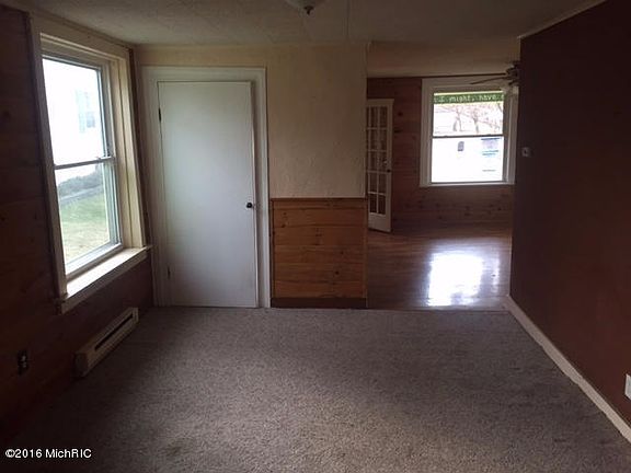 5th image of 807 Green St