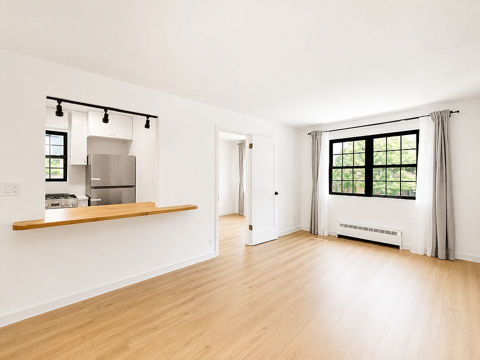1st image of 30-89 31st St #2R