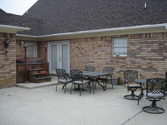 pation off master/hot tub