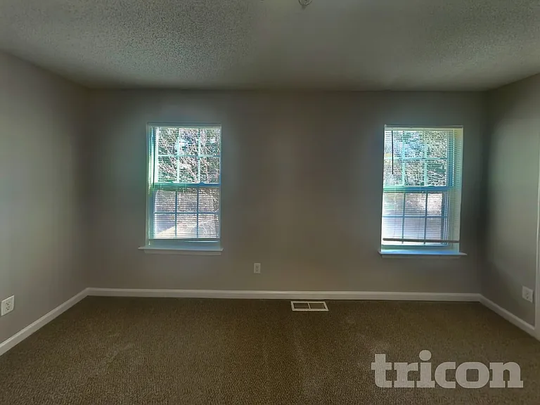 3634 Silver Springs Ct — Photo 7
