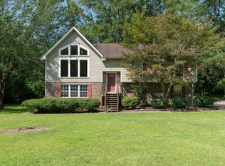 281 Fran Dr, Alabaster, AL 35007