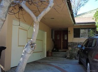 4967 Calderon Rd, Woodland Hills, CA 91364