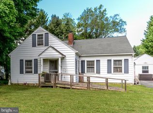 1004 Harriet St, Carlisle, PA 17013