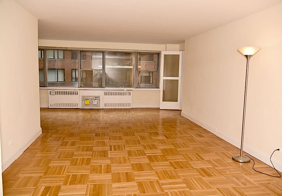 1st image of 425 E 54th St #7N