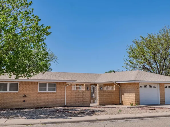 1120 Libra Dr, Portales, NM 88130