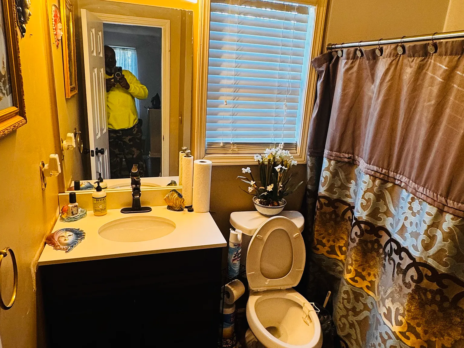 530 Barclay Ct — Photo 3