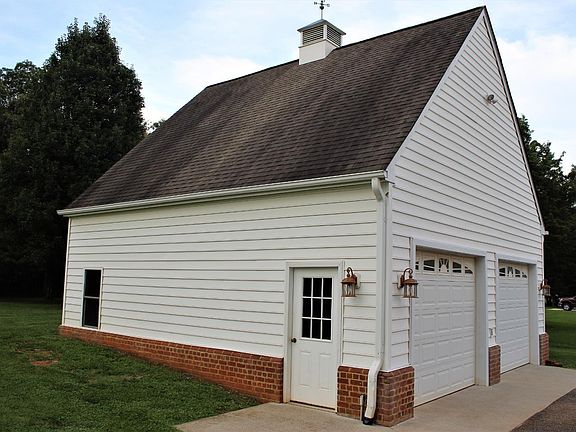 4th image of 105 Cedarwood Ct