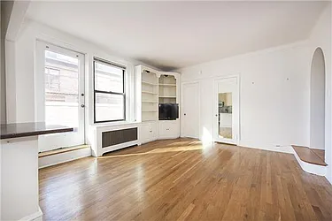 Rented by Evans Real Estate
