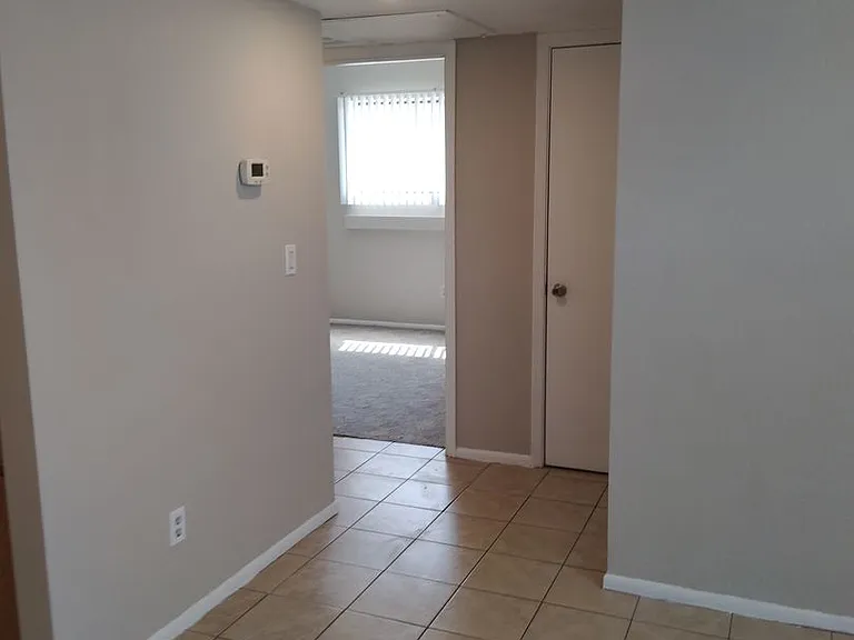 Mammoth Apartments — Photo 9