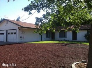 739 SW Laurel St, Grants Pass, OR 97526