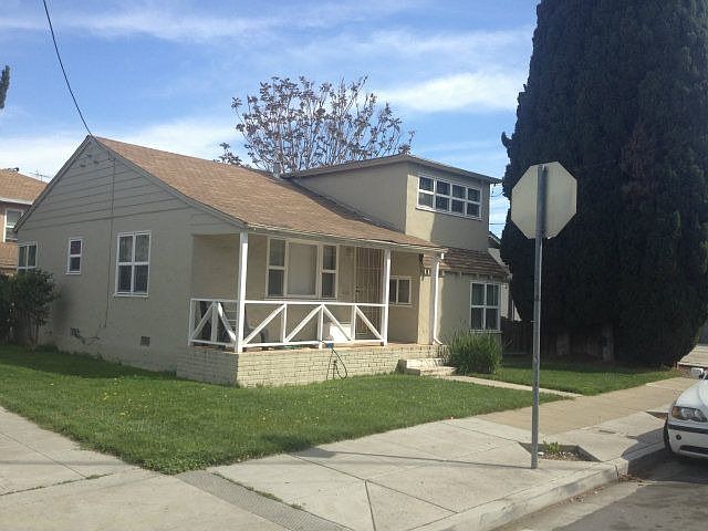 1st image of 198 Brooklyn Ave