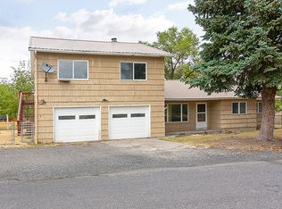 312 W Byrd Ave, Hines, OR 97738