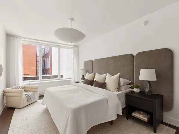 5 Franklin Place image 4 of 16