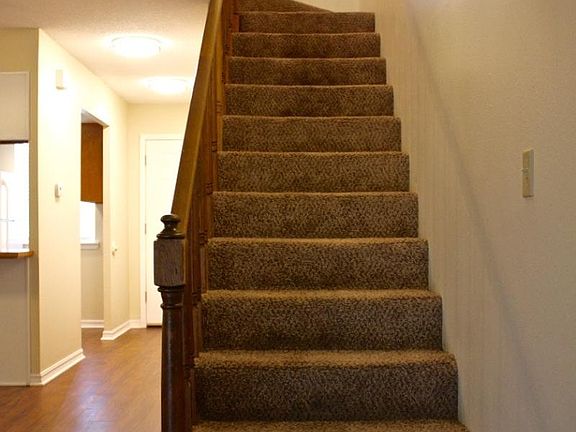 4th image of 1519 N Leverett Ave
