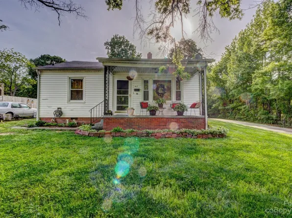 417 N Pine St, Cherryville, NC 28021