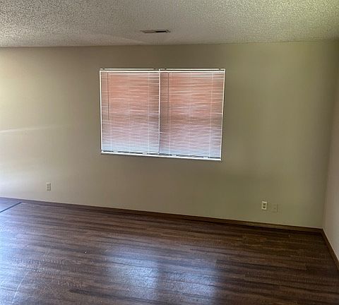 2nd image of 5 Quail Hollow Ct APT C